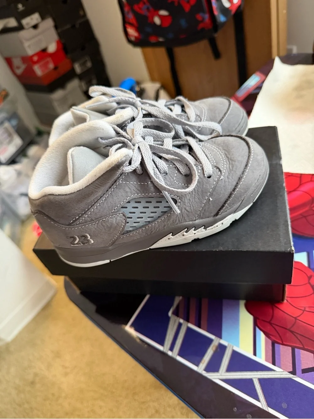 Jordan Infant Sneakers in Gray and White